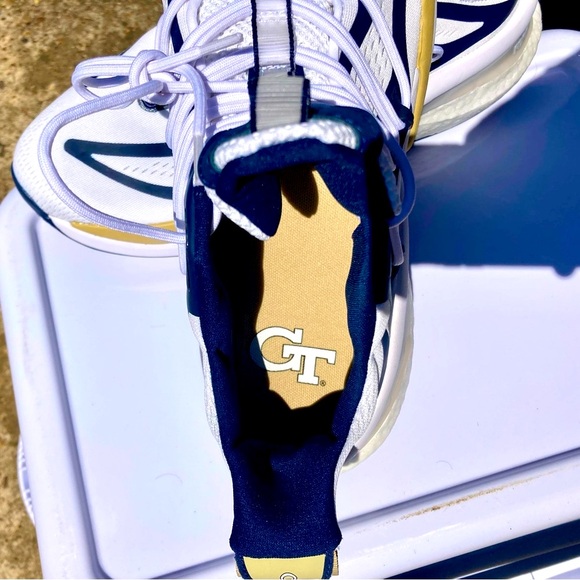 Adidas Alphaboost V1 NCAA pack - Picture 8 of 16